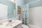 Sunset Island 18 Beach Walk Lane Shared Bathroom